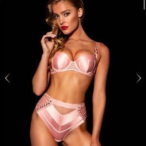 Honey Birdette 34C Blush Jerry Bra & Panty Set